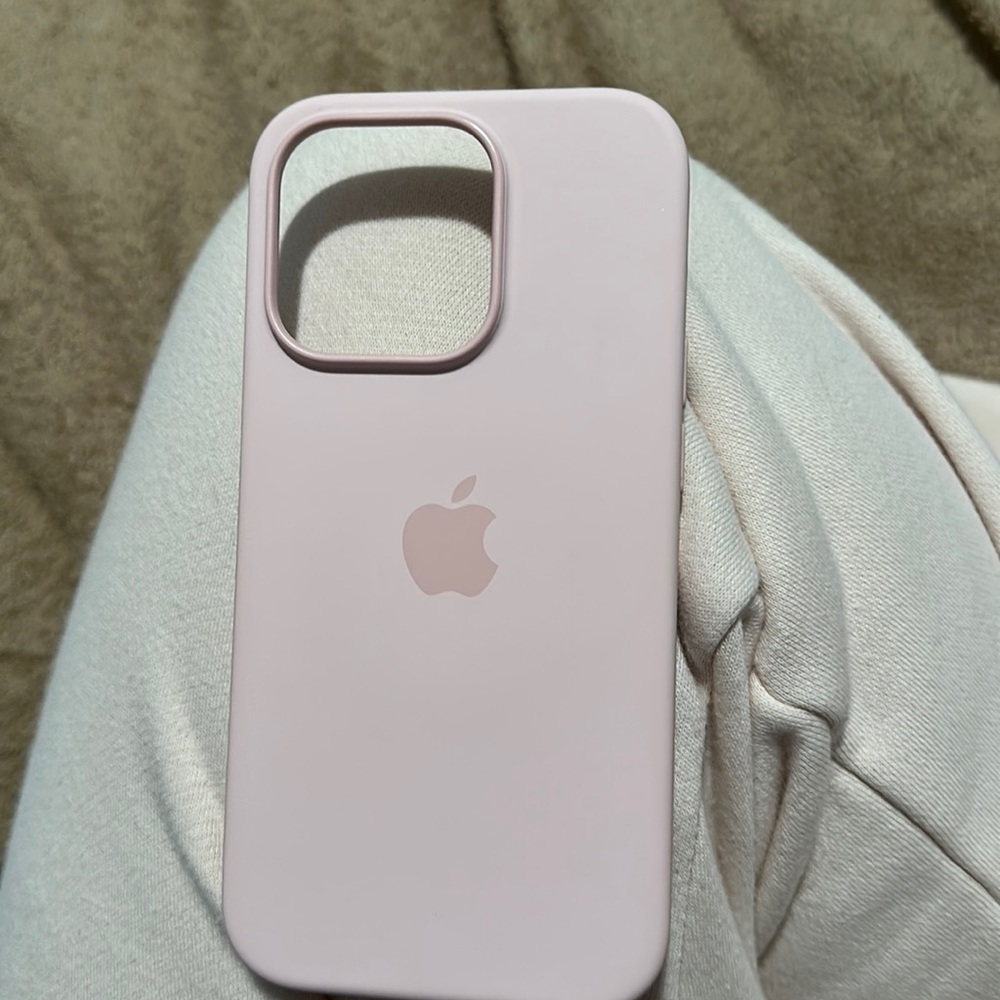 iPhone 14 pro case